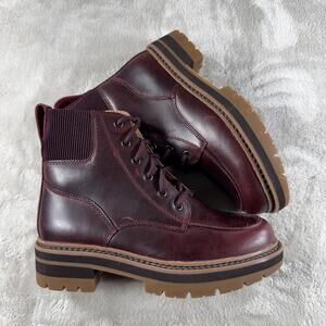 Clarks Boots Women's 6.5 Burgundy NWOT Orianna Mid Leather